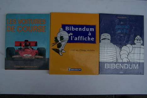 AUTOMOBILE: LIVRES: Toutes les Audi de route de 1910 à nos jours, AutoPlus, EMAS, 2009. Roger GLOOR: Nachkriegswagen Personenautos 1945-1960, Hallwag ...
