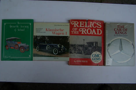 AUTOMOBILE: LIVRES: Toutes les Audi de route de 1910 à nos jours, AutoPlus, EMAS, 2009. Roger GLOOR: Nachkriegswagen Personenautos 1945-1960, Hallwag ...