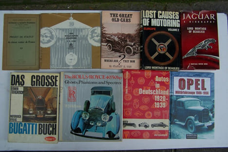 AUTOMOBILE: LIVRES: Toutes les Audi de route de 1910 à nos jours, AutoPlus, EMAS, 2009. Roger GLOOR: Nachkriegswagen Personenautos 1945-1960, Hallwag ...