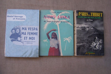 SCOOTER, SOLEX: Daniel et Françoise SAUVAGE: Ma Vespa, ma femme et moi, 25.000 kilomètres autour de la Méditerranée, Gallimard, 1956. Claude BALOIS: ...