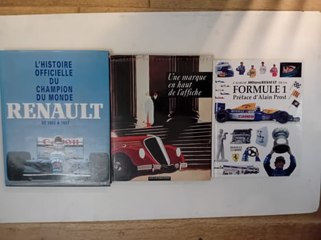AUTOMOBILE RENAULT: BIOGRAPHIES, Histoire, compétition: Louis RENAULT: Gilbert HATRY: Louis Renault, patron absolu, Lafourcade, 1982. SAINT-LOUP: ...