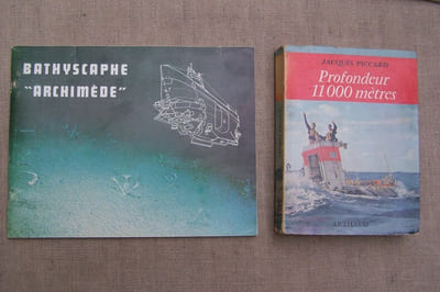 PLONGEE SOUS-MARINE, SCAPHANDRE, BATHYSCAPHE: Jean-Albert FOEX: Histoire sous-marine des hommes, Laffont,1964. Pirre COMBES: Plongeurs et scaphandriers, la grande aventure du travail sous la mer, Musée portuaire de Dunkerque, 1994. Alain DUNOYER de SEGONZAC: Un conquérant sous la mer Henri-Germain DELAUZE, Buhet/Chastel, 1992. William BEEBE: En plongée par 900 mètres de fond, Grasset, 1935. LE BATHYSCAPHE "ARCHIMEDE" D.C.A.N. Toulon, 1971. Commandant LE PRIEUR: Premier de plongée, France Empire, 1991. Gilles MILLOT: Les pieds lourds. Histoire illustrée des scaphandriers à casque français de 1850 à nos jours, Le Chasse Marée, 1987. Jacques PICCARD: Profondeur 11000 mètres, Arthau, 1961. Dr. Paul CHAUCHARD: La vie en vol et en plongée, Albin Michel, 1958. Jacques GUILLERME, Jean RIVOIRE: Traité de plongée, Dunod, 1955. MARINE NATIONALE Groupe d'Etudes et de Recherches Sous-marines: La Plongée, Arthaud, 1967. Robert STENUIT: Les jours les plus profonds, Plon, 1965.