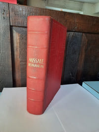 Missale Romanum ,ex decreto sanctosancti concilii tridentini restitutum Pii V
pontificis maximi jussu editum aliorum pontificum cura recognitum a PIO X reformatum et Benedicti XV auctoritate vulgatum
editio vigesima nona juxta typicam vaticanam Turonibus
sumptibus et typis mame
