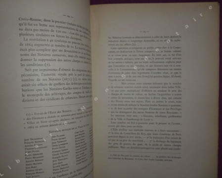 Les quarante Conseillers du Roi Notaires en La Ville de Lyon.. Tricou G.