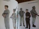 Uniforms of the Elite Forces - Including the S.A.S and American Special Forces..  Thompson Leroy - Chapell Michael