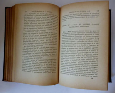 Traité Pratique de La Syphilis.