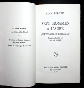 Sept hommes à l'aube. 