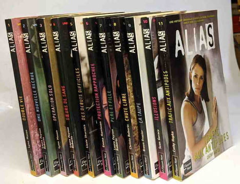 Alias tome 1 à 11 : Double vie + Une nouvelle recrue + Opération solo+ Soeurs de sang + Des débuts difficiles + Protection rapprochée + Père et fille ...