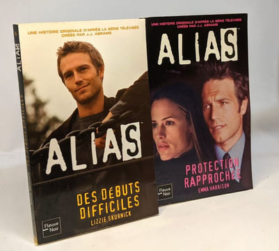 Alias tome 1 à 11 : Double vie + Une nouvelle recrue + Opération solo+ Soeurs de sang + Des débuts difficiles + Protection rapprochée + Père et fille ...