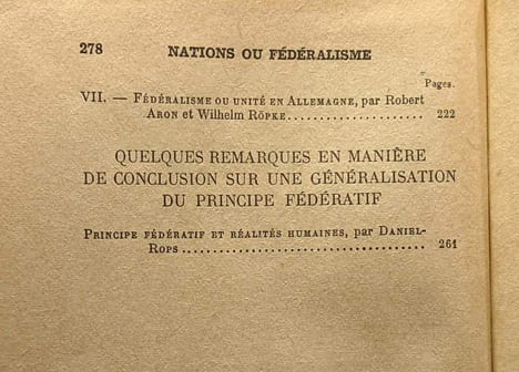 Nations ou fédéralisme - coll. présences. Hallet Carr Röpke Aron Bayle Belgion Rops Laard Marvaud Perroux Pierre Pobé Vaussard
