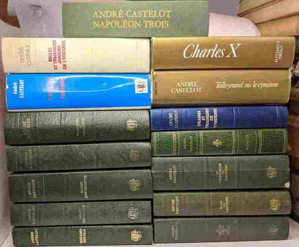 15 livres d'André Castelot: Le Calendrier de l'histoire + L'almanach de l'histoire + Le grand siècle de Paris + Au fil de l'histoire + Drames et ...