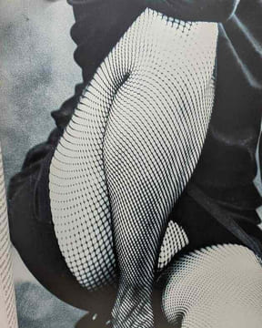 HISTOIRE DES DESSOUS. C.saint laurent