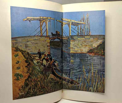 8 livres "Le musée des chefs-d'oeuvre": L'embarquement pour l'île de Cythère Le Christ en Croix La Joconde Les massacres de Scio Le couronnement de la ...