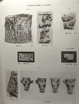 Les ivoires mycéniens - essai sur la formation d'un art mycénien + Catalogue des ivoires mycéniens du musée national d'Athènes - bibliothèque des ...