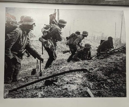 Les sacrifiés Stalingrad jusqu'à la dernière cartouche. Schroeter Heinz