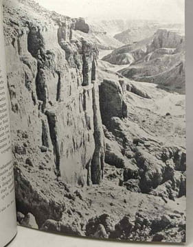 Introduction à l'Egypte. Arpag Mekhitarian