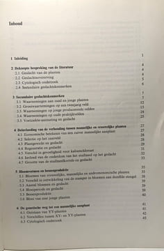 Geslachtskenmerken en geslachts overerving bij asperge - verslagen van Landbouwkundige Onderzoekingen 728. A.A. Franken