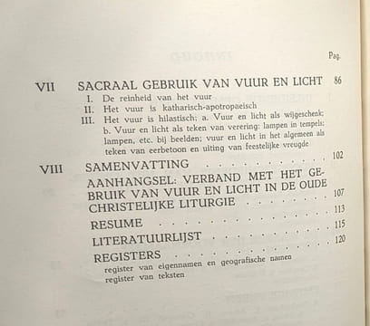 Flamma aeterna / Studie over de betekenis van het eeuwige vuur in de cultus van de Hellenistisch-Romeinse oudheid. L.M.R. Simons