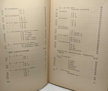 Philologische studiën - De Indo-Europeesche Bestanddeelen in de Tocharische Declinatie - Katholieke universiteit te Leuven / Teksten en verhandelingen n°21-22