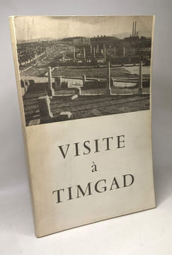 Visite à Timgad. Lassus Jean