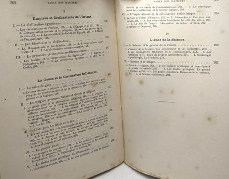 En marge de l'Histoire universelle / bibliothèque de synthèse historique l'évolution de l'humanité. Berr Henri