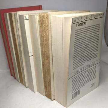 8 livres coll. "La vie quotidienne" / période antique (voir description): En Grèce au siècle de Périclès Du citoyen romain sous la république En ...