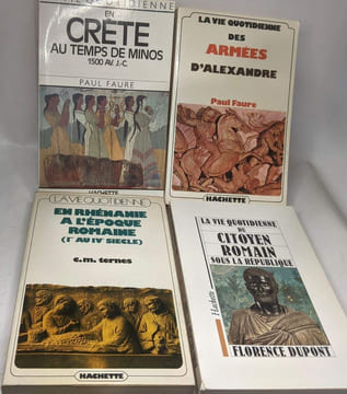8 livres coll. "La vie quotidienne" / période antique (voir description): En Grèce au siècle de Périclès Du citoyen romain sous la république En ...