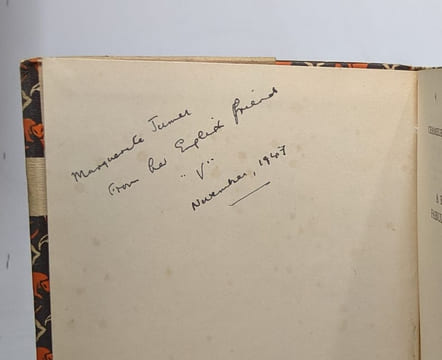 A book of fabulous beasts. Smyth A. M