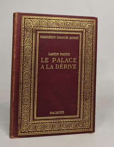 Le palace à la dérive