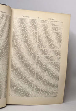 Dictionnaire universel d'histoire et de géographie. Bouillet M.-N