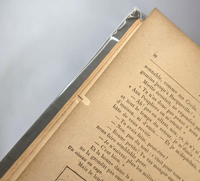 L'enfant de la falaise - illustrations de R. de La Nézière - 4e édition. LATOUCHE Augusta