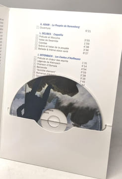 Casse-Noisette et le Roi des souris + Le violon de Crémone + L'homme au sable + Hoffmann en musiques +(avec 1 CD) --- 4 livres de E.T.A Hoffmann. ...