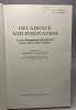 Decadence and Innovation: Austro-Hungarian life and art at the turn of the century. Pynsent Robert