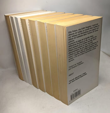 9 livres: Pris au piège + Un cadavre de trop + Les aildu corbeau + Une rose pour loyer + L'été des Danois + La dernière mesure + Le masque de mort + ...