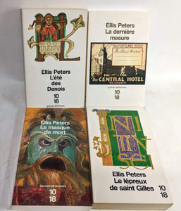 9 livres: Pris au piège + Un cadavre de trop + Les aildu corbeau + Une rose pour loyer + L'été des Danois + La dernière mesure + Le masque de mort + Le lépreux de Saint Gilles + La porte fatale