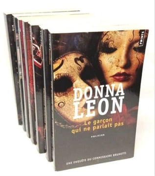 Requiem pour une cité de verre + Brunetti et le mauvais augure + L'affaire Paola + Deux veuves pour un testament + Mort à la Fenice + L'inconnu du ...