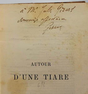 Autour d'une Tiare 1075 - 1085 --- avec hommage de l'auteur