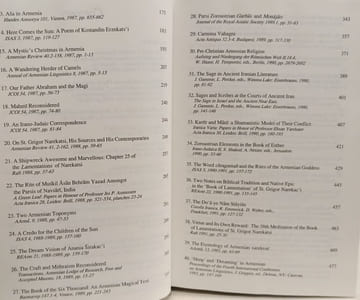 Armenian and Iranian Studies (Harvard Armenian Texts and Studies Band 9)