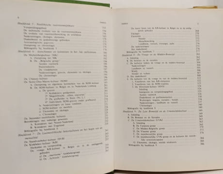 Prehistorische culturen in het zuiden der lage landen. Sigfried J. De Laet