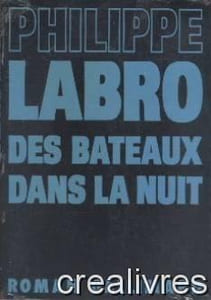 Des bateaux dans la nuit