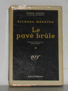 Le pavé brûle