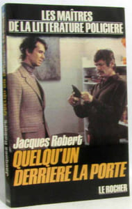 Quelqu'un derrière la porte