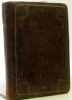 Missel de la sainte eucharistie contenant les prières les plus usuelles le propre du temps et des saints la messe de mariage et d'enterrement N°2227. ...