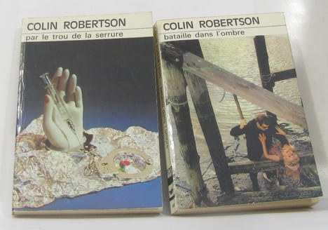 Bataille dans l'ombre - par le trou de la serrure (lot de deux livres). ROBERTSON Colin