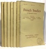 French Studies - A Quarterly Review 7 volumes: Vol.I N°1-2 (1947) + Vol.V N°3-4 (1951)+ Vol.VI N°2 (1952)+ Vol.VII N°1-2 (1953). Deschamps  Ewert  ...