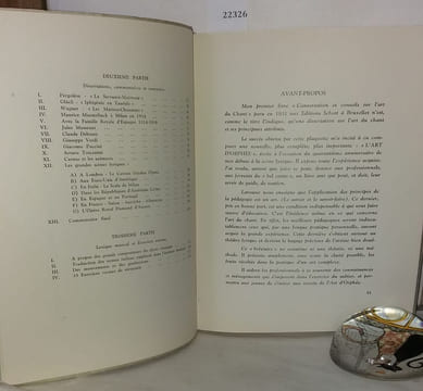 L'art d'Orphée : la physiologie du chant ; dissertations commentaires et souvenirs de quarante années de carrière lyrique internationale ; lexique ...