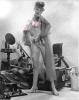 Jolie blonde aux seins nus.Photographie originale en tirage argentique.. Fonds de la célèbre revue de Charme "Paris-Hollywood" - Russell GAY, ...
