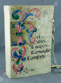 Magnifique couvre-livre / Liseuse de la fin 19e ou du début du 20e siècle. Travail très certainement italien.