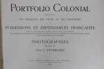 Portfolio de photographies des villes, paysages et peintures célèbres rassemblées sous la direction du distingué conférencier et voyageur John L. ...