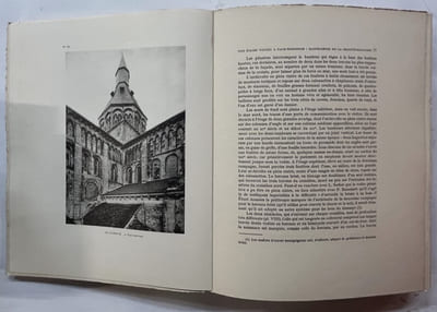 L'Architecture religieuse du Nivernais au Moyen-Age. [1.] Les Eglises romanes. Préface de Marcel Aubert... / M. Anfray,...